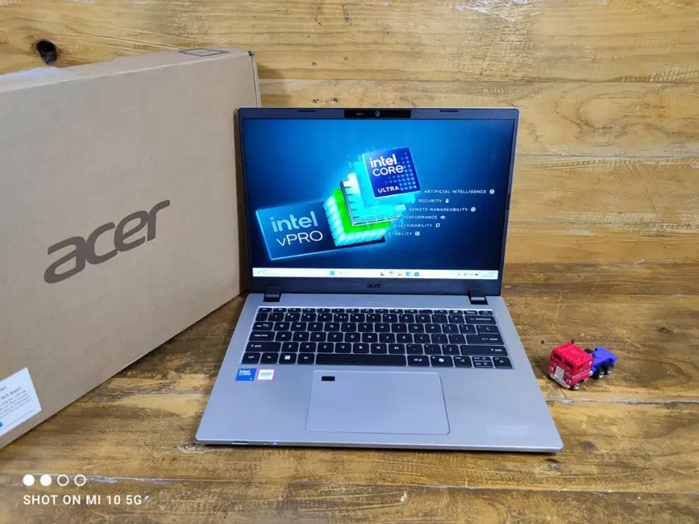 ACER TRAVELMATE P214 CORE 5-120U 8GB DDR5/256GB BNOB 3 TAHUN