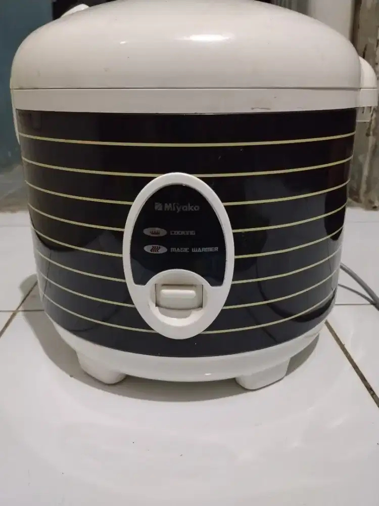 Rice Cooker Miyako