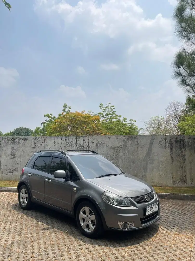 DIJUAL CEPAT SUZUKI Sx4 Tipe tertinggi