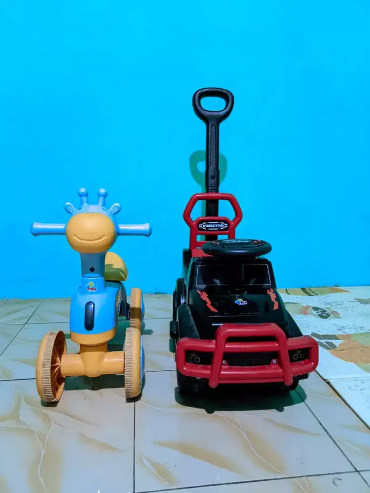 mobilan dan sepeda anak anak