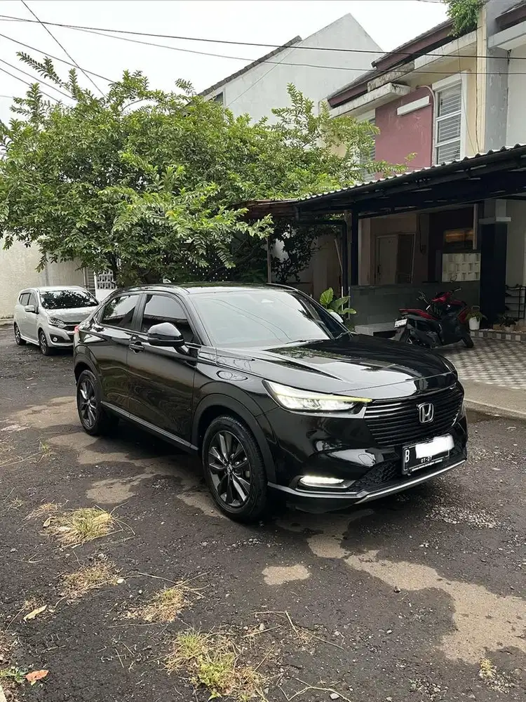 Honda hrv hr-v SE panoramic tgn pertama bt/tt bu