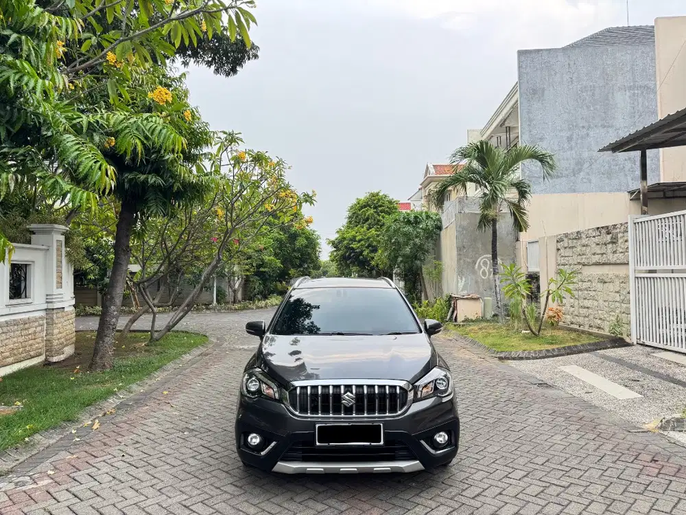 Suzuki SX-4 Scross 1.5 Matic 2018 Grey Facelift Plat L