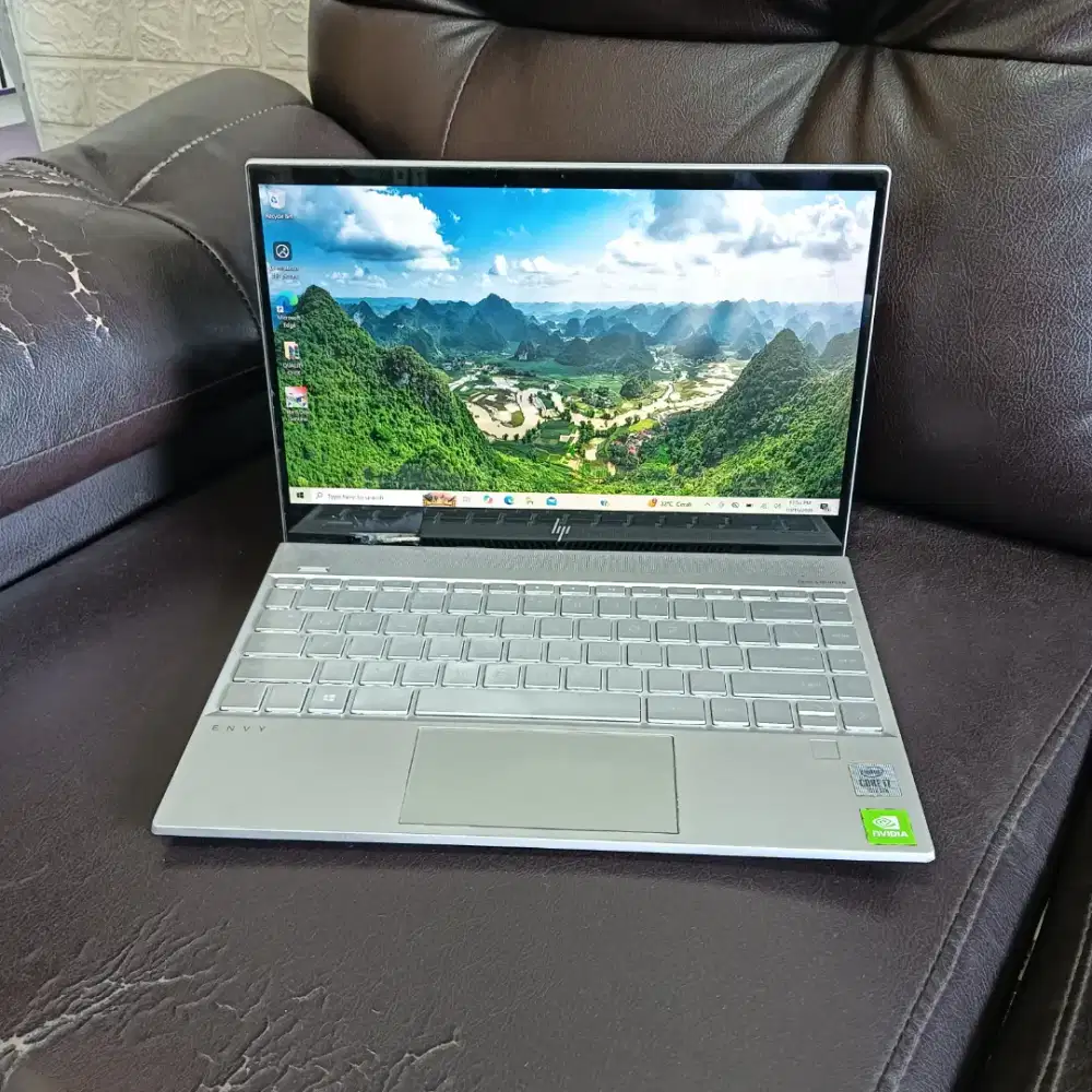 HP ENVY 13-AQ1018TX I7-10510U RAM 16GB SSD 512GB NVIDIA MX250 2GB