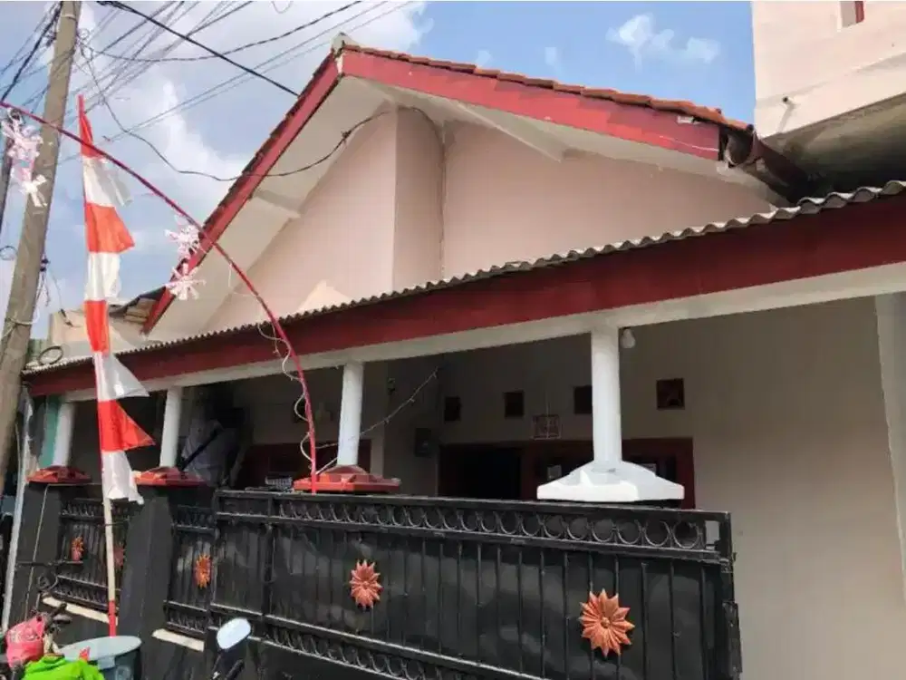 Bismillah jual rumah, shm atas nama sendiri, garasi, bebas banjir