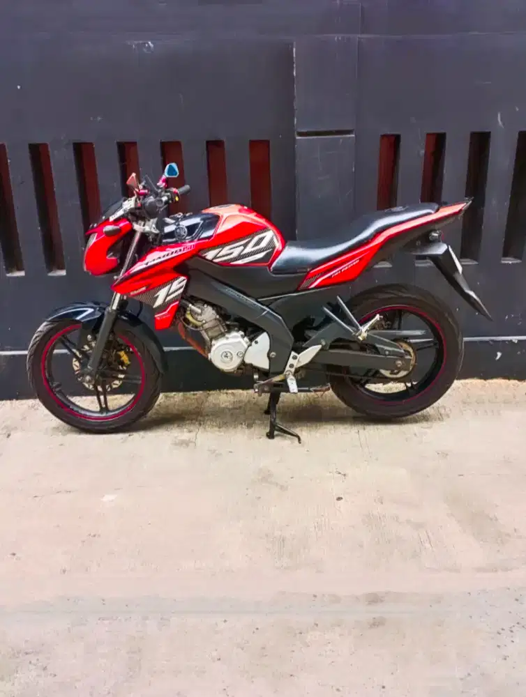 Yamaha Vixion 2013/2014 Lengkap Pajak Hidup siap pakai