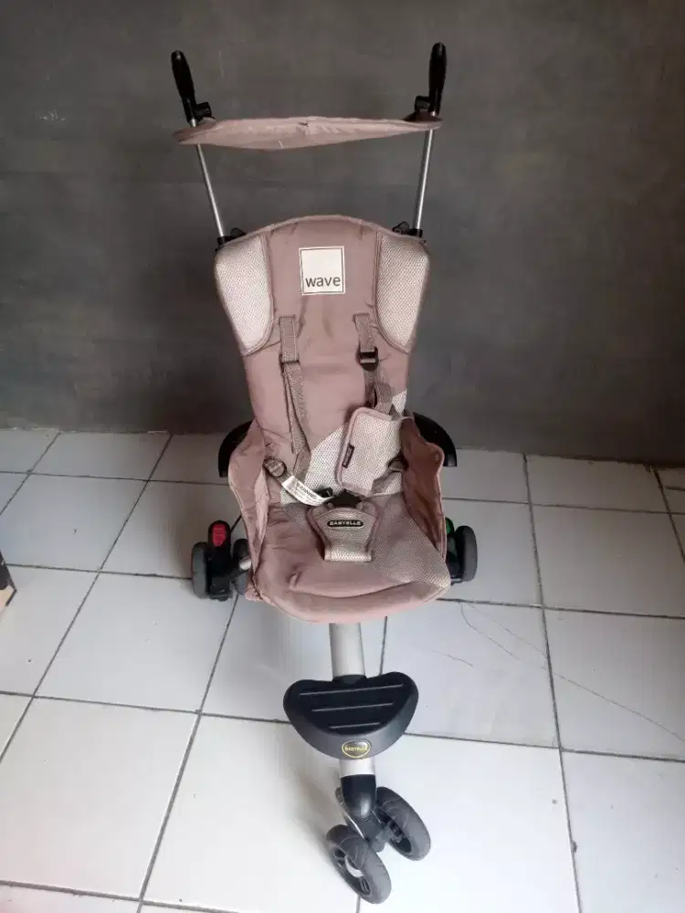 Stroller bayi lipat roda tiga