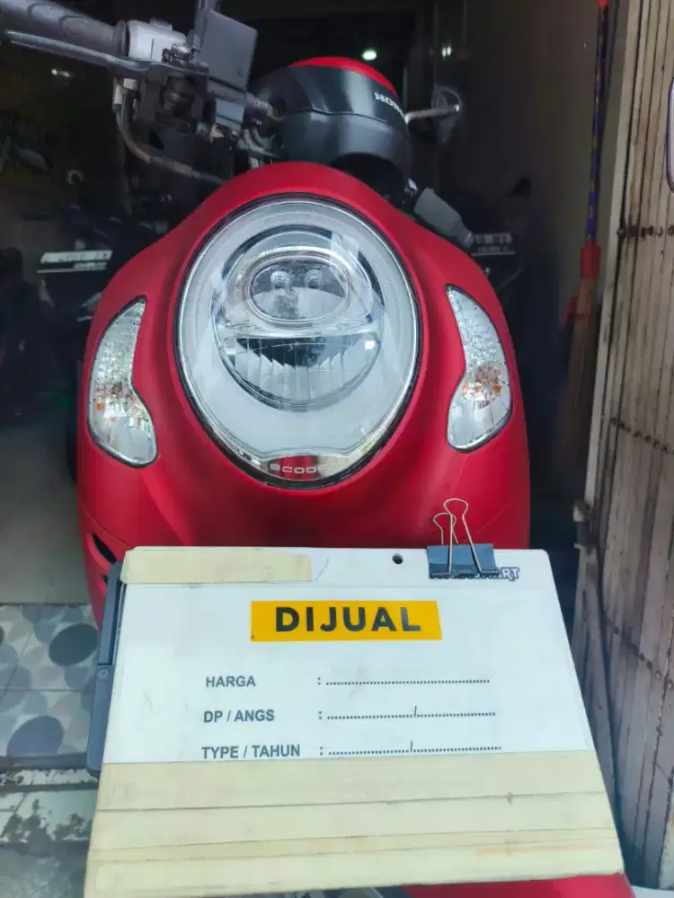 HONDA SCOOPY 2021
