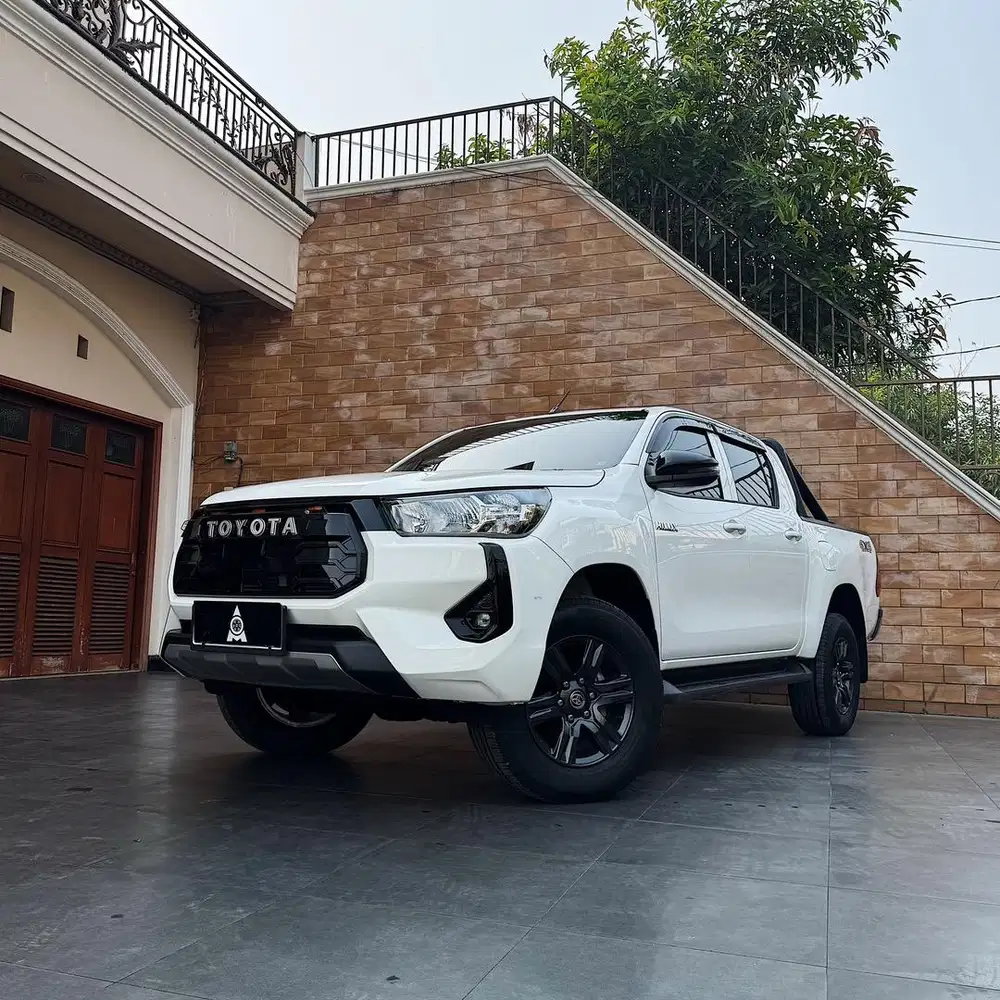 ( Last Edition ) 2025 Toyota Hilux 2.4 G Diesel Double Cabin M/T 4x4