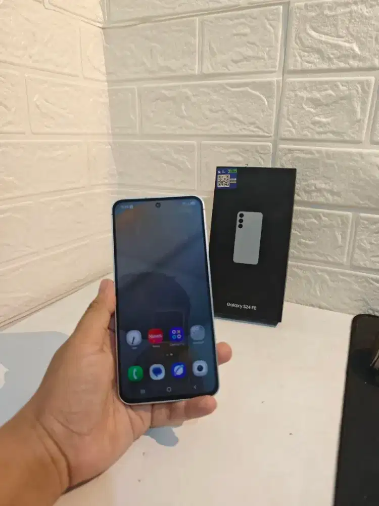 samsung s24fe 8/256 gray mulus