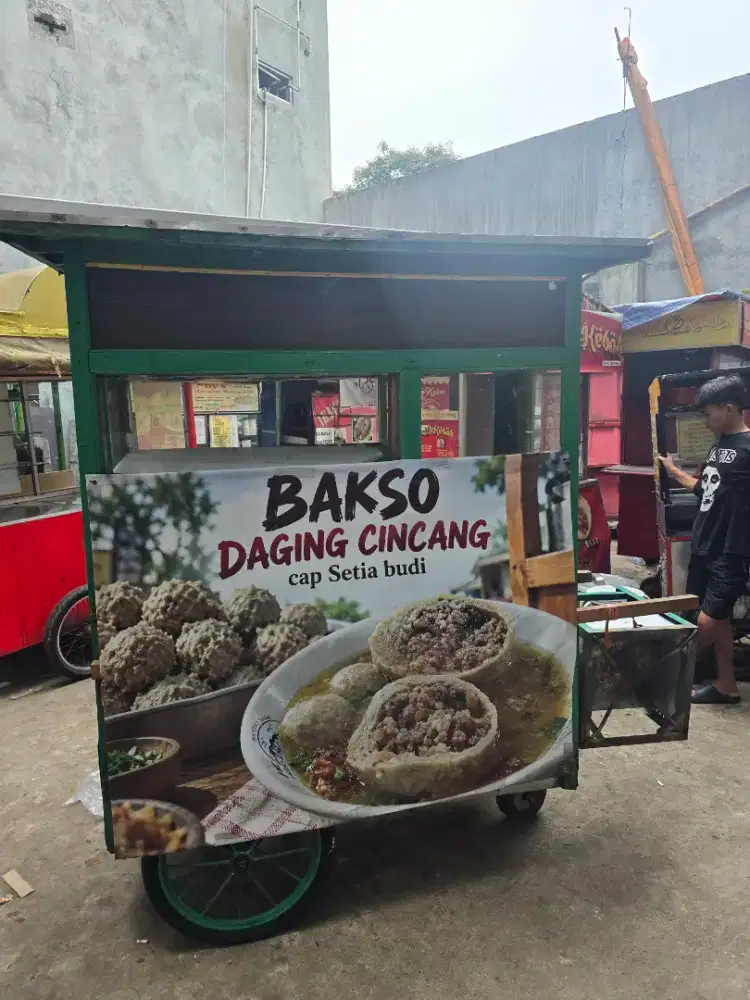 Gerobak bekas mie ayam dan bakso