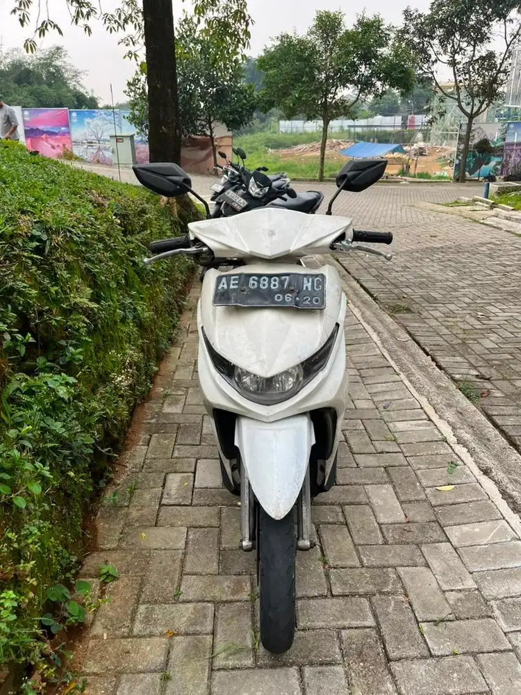 Yamaha mio soul putih