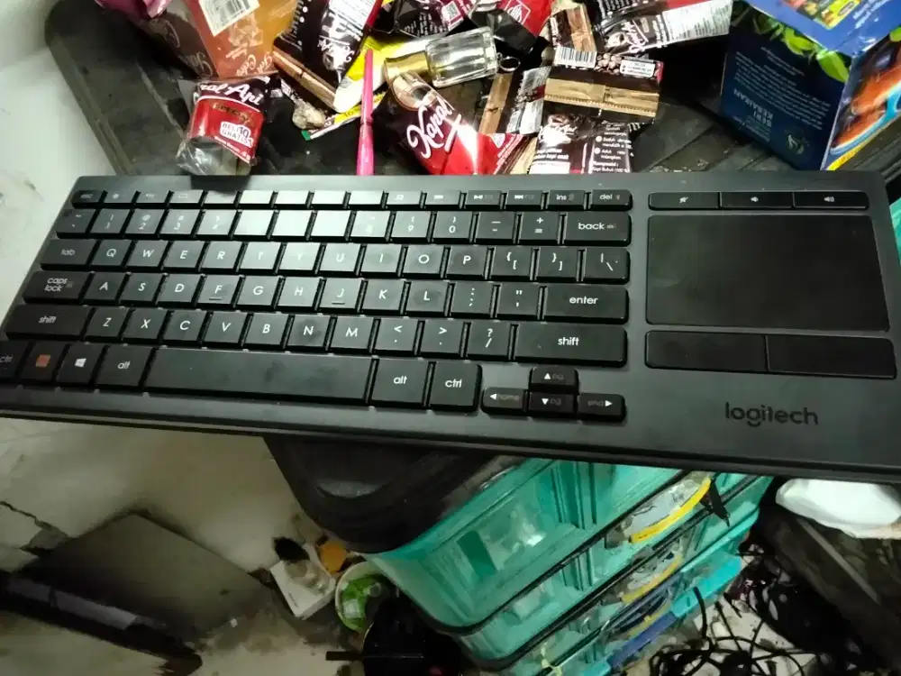 Keyboard Logitech K830 wireless/bluetooth