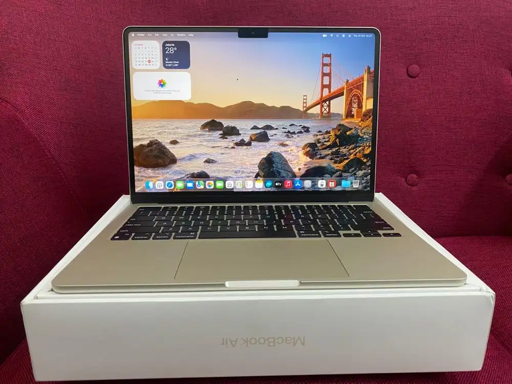 Macbook Air M2 13-inc 16/256 Starlight BH 100 %