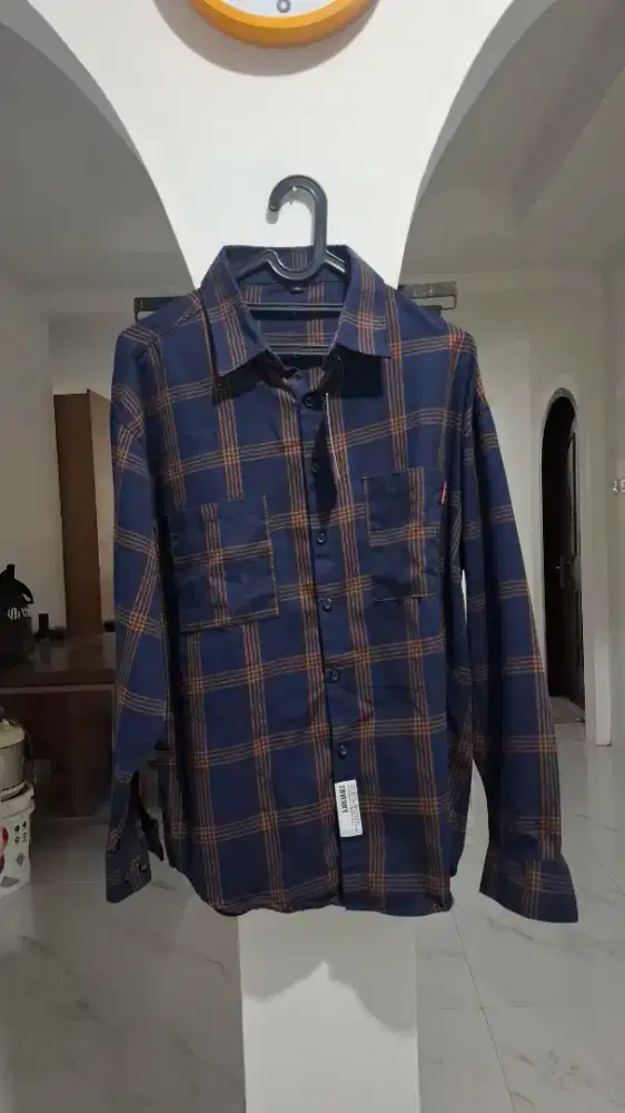 Kemeja Flanel Lengan Panjang Pria (XL)