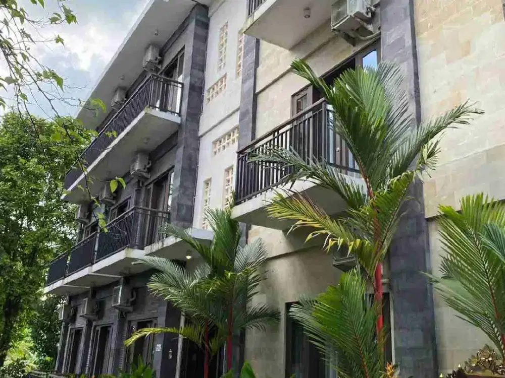 DIJUAL GUESTHOUSE OANTAI III DITUMBAKBAYUH DEKAT KE PERERENAN CANGGU BALI