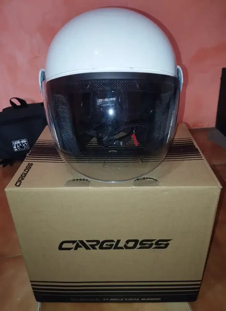 HELM CARGLOSS ORIGINAL BARU & KEREN
