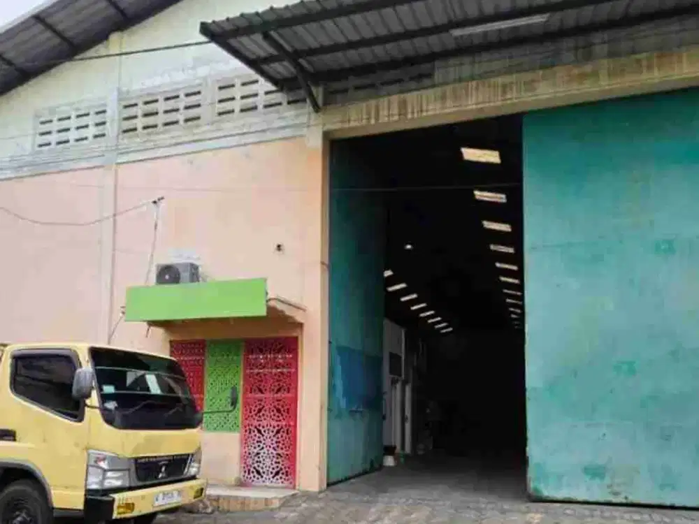 Gudang di Lingkar Timur Sidoarjo