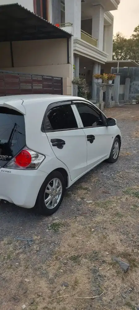 BRIO E 2015 PUTIH