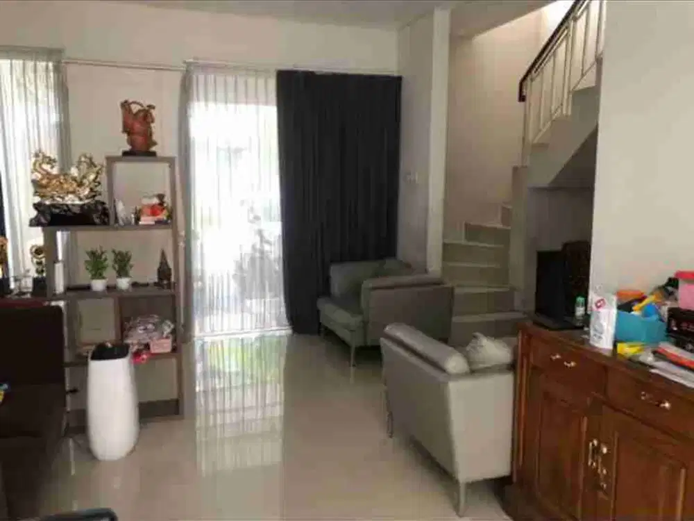DIJUAL CEPAT RUMAH CANTIK MODERN ROYAL RESIDENCE