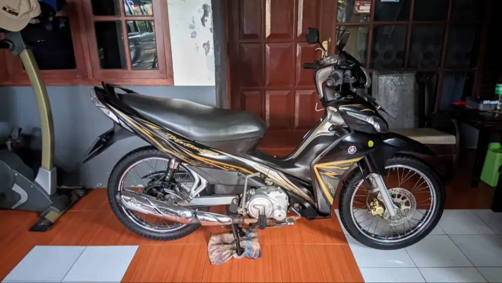 YAMAHA JUPITER Z 2010 ISN'T SUPRA X REVO