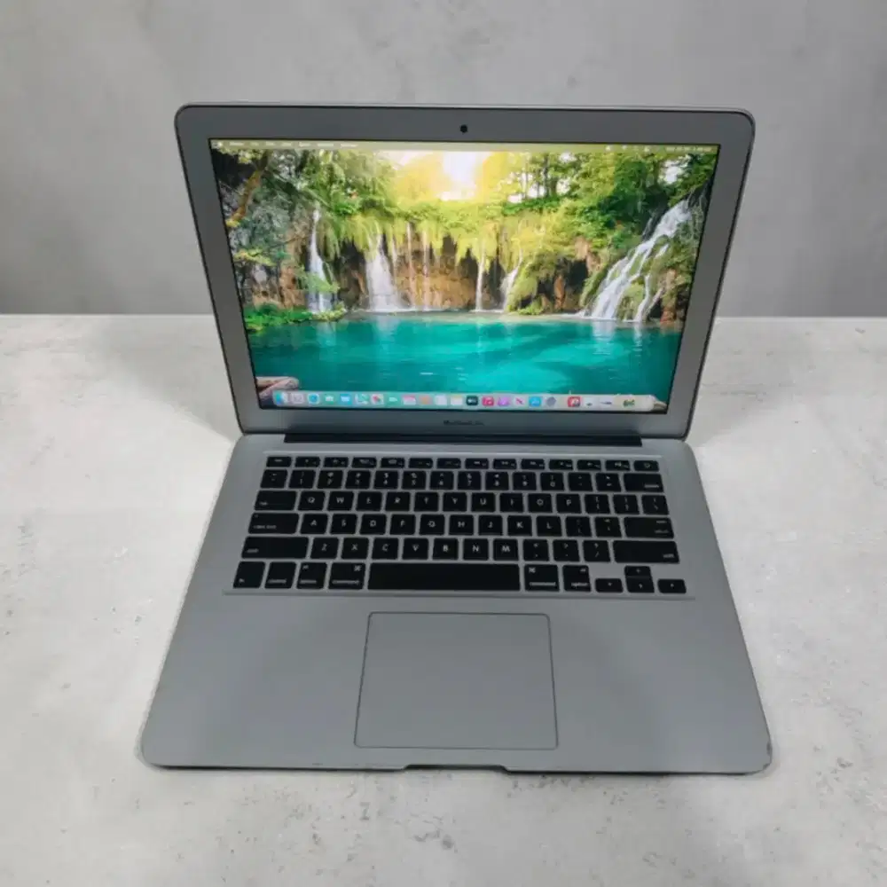 MacBook Air 13 Inch Early 2015 Second Original Mulus
