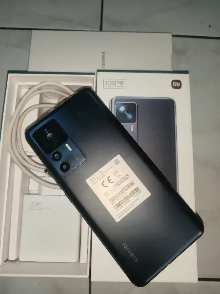 Xiaomi 12T 5G 8/256 Fullset Mulus