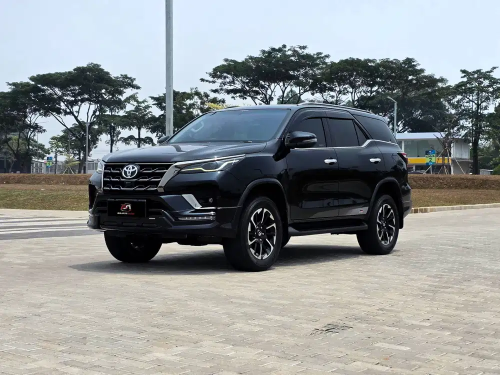 TOYOTA FORTUNER GR 2.8 DIESEL 2022