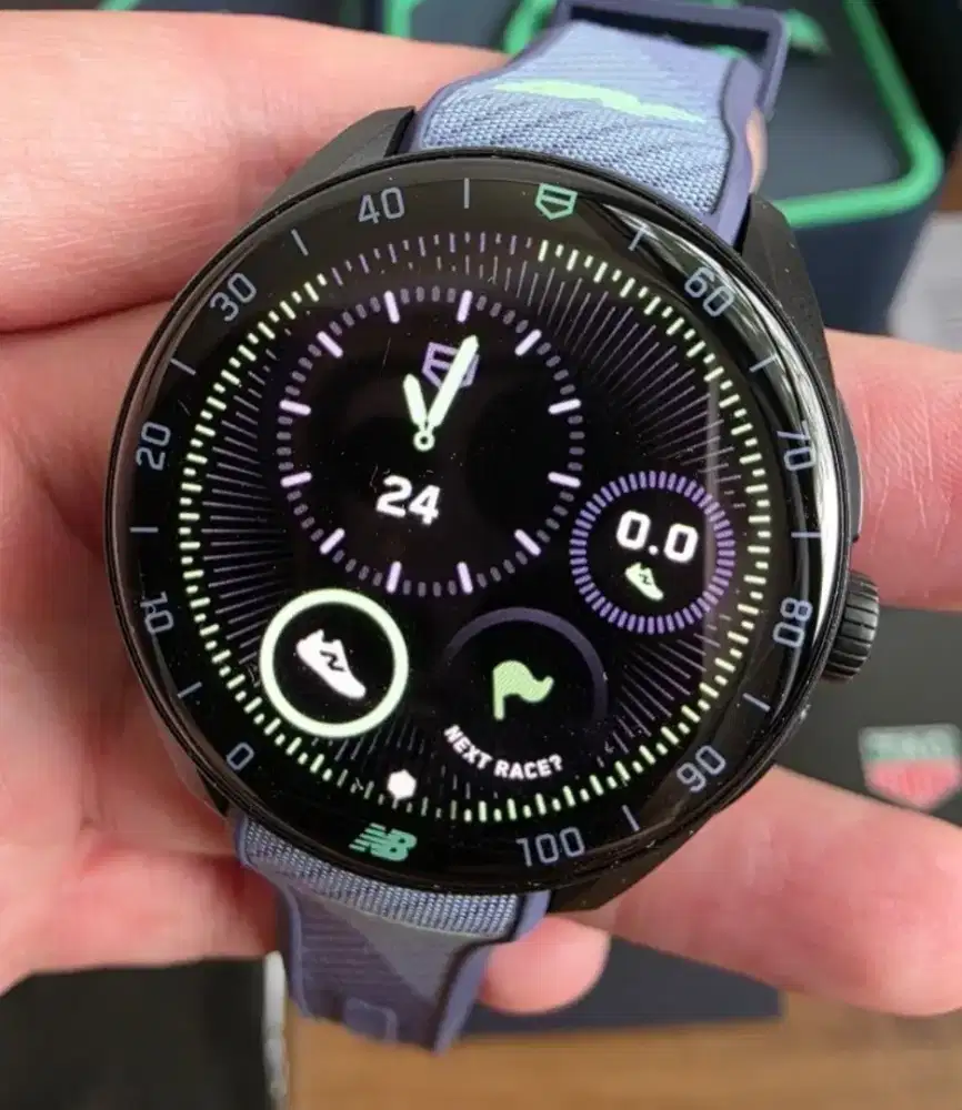 Tag Heuer Connected Calibre E5 40mm New Balance Special Edition