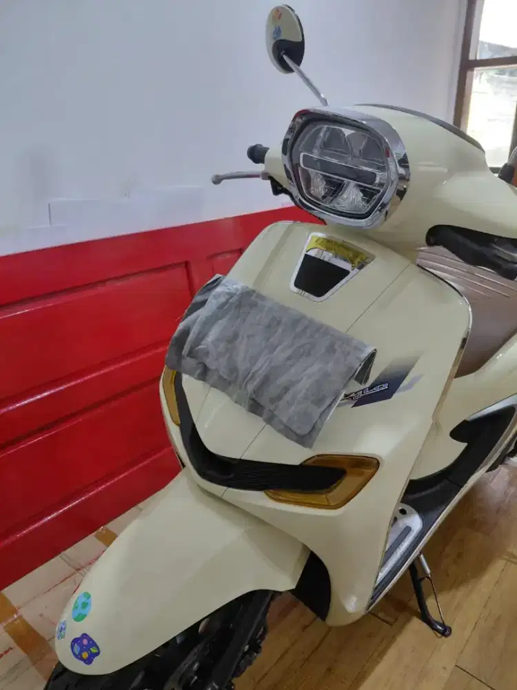 Honda Stylo CBS 2025