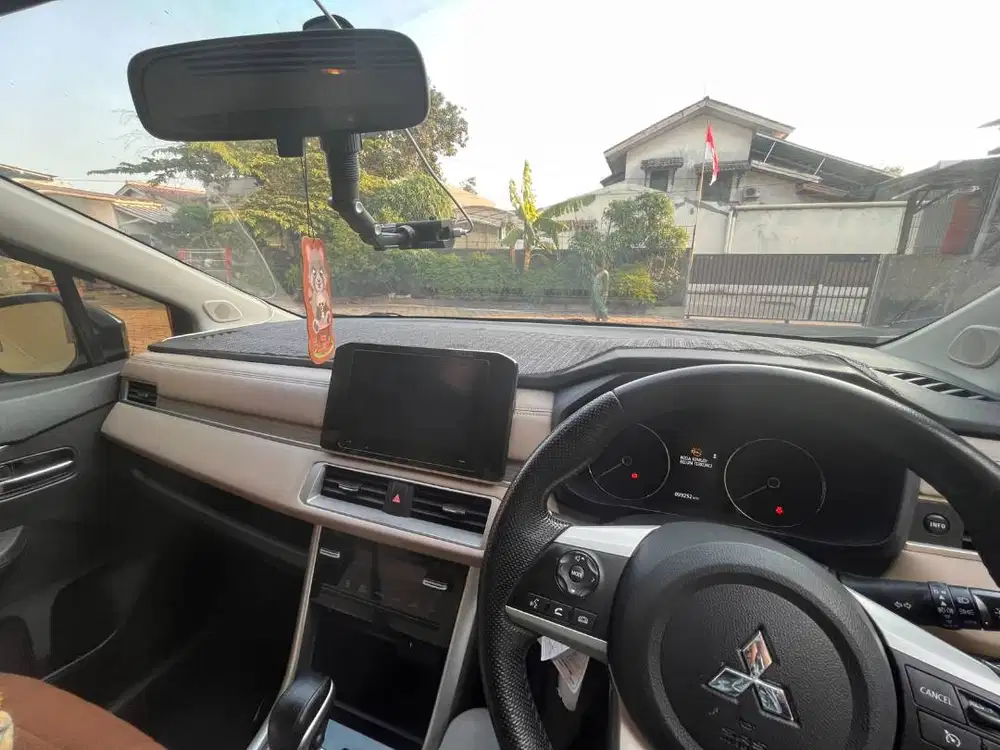 Mitsubishi Xpander 2021 Grey Automatic