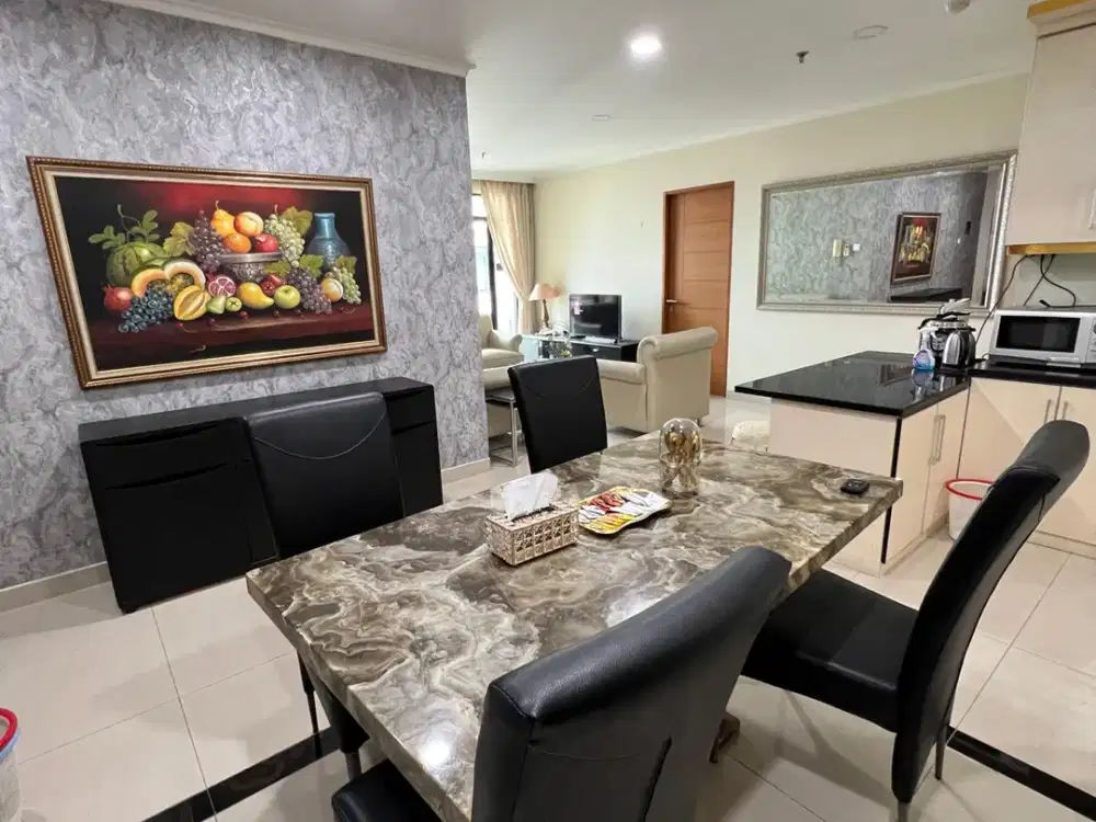 DIJUAL CEPAT HAMPTONS PARK Pondok Indah 98M2 FULLY FURNISHED Tower B 2 BR + 1
