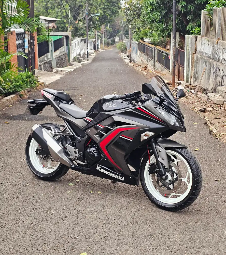 Istimewa! KAWASAKI NINJA 250 FI ABS SE LTD 2016 Pajak on 250fi old