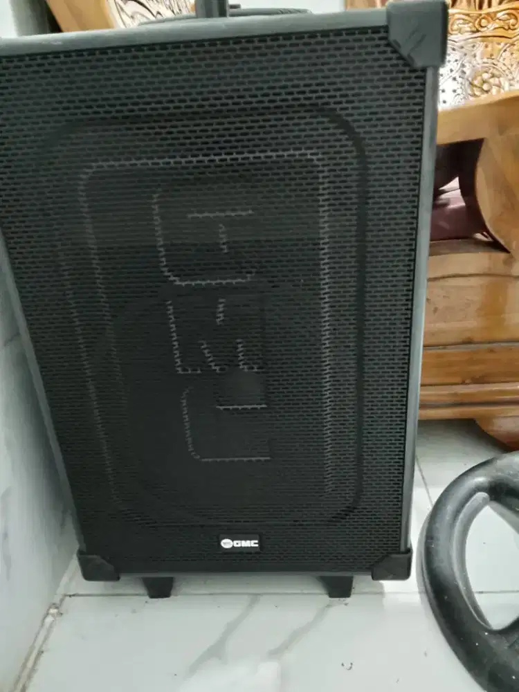 Solon aktif blutut  GMC 12 inci seken seperti baru