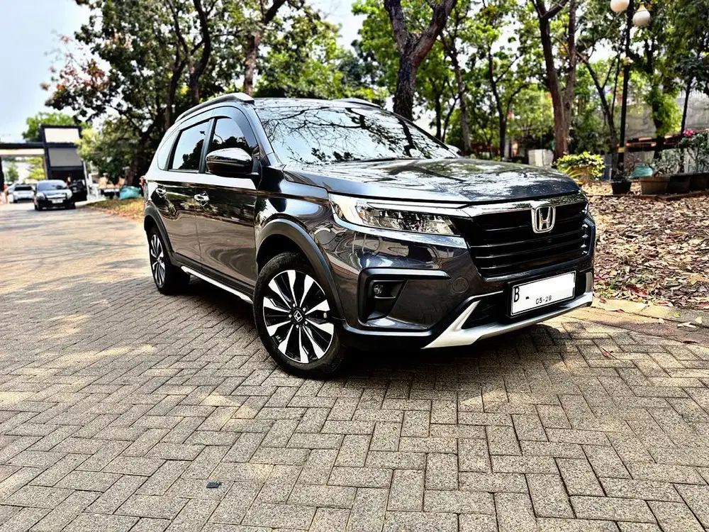 Brv Prestige sensing hs at 2023 KM 20rb'an