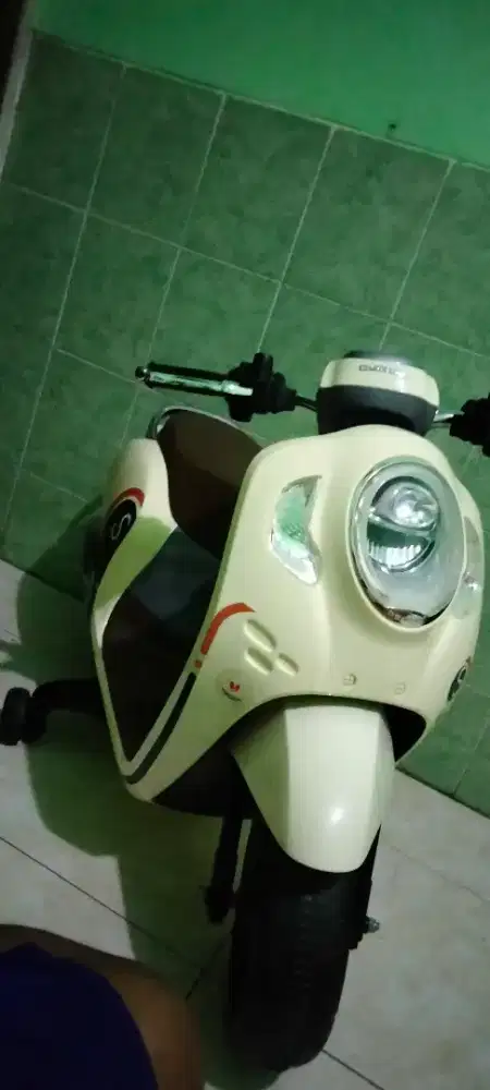 Motor aki Scoppy anak kecil