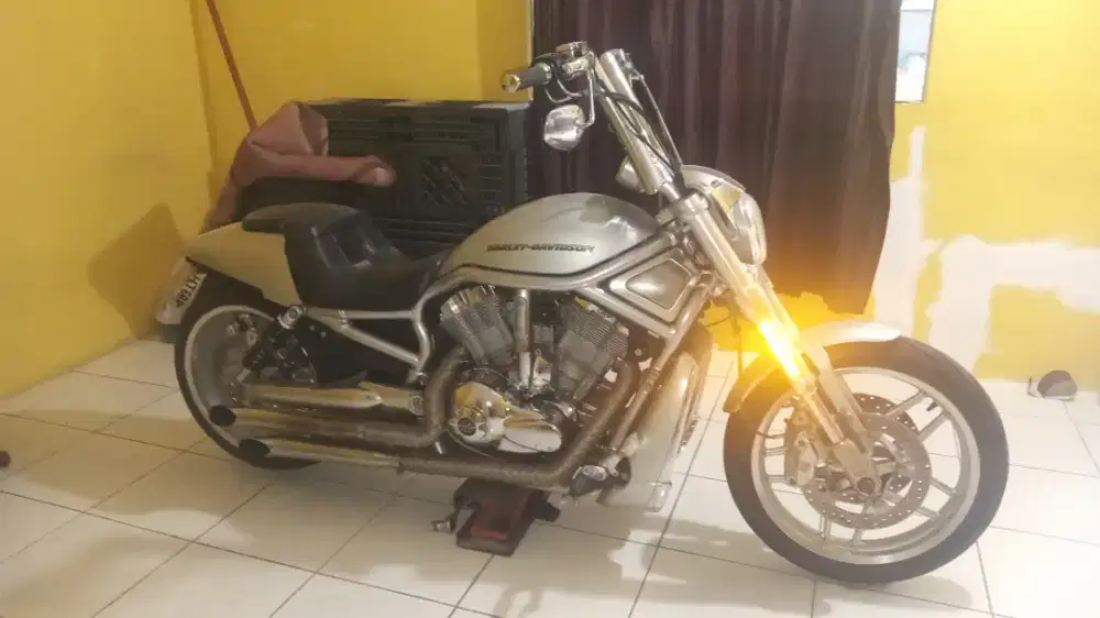 harley vrod tahun 2012