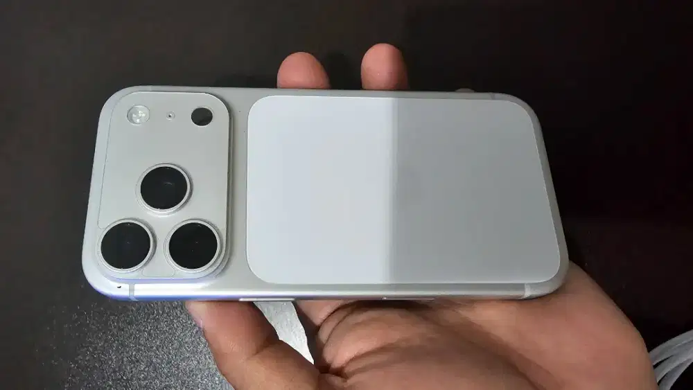 Iphone 17 pro 25gb, like new (pembelian 11 juli 2026)