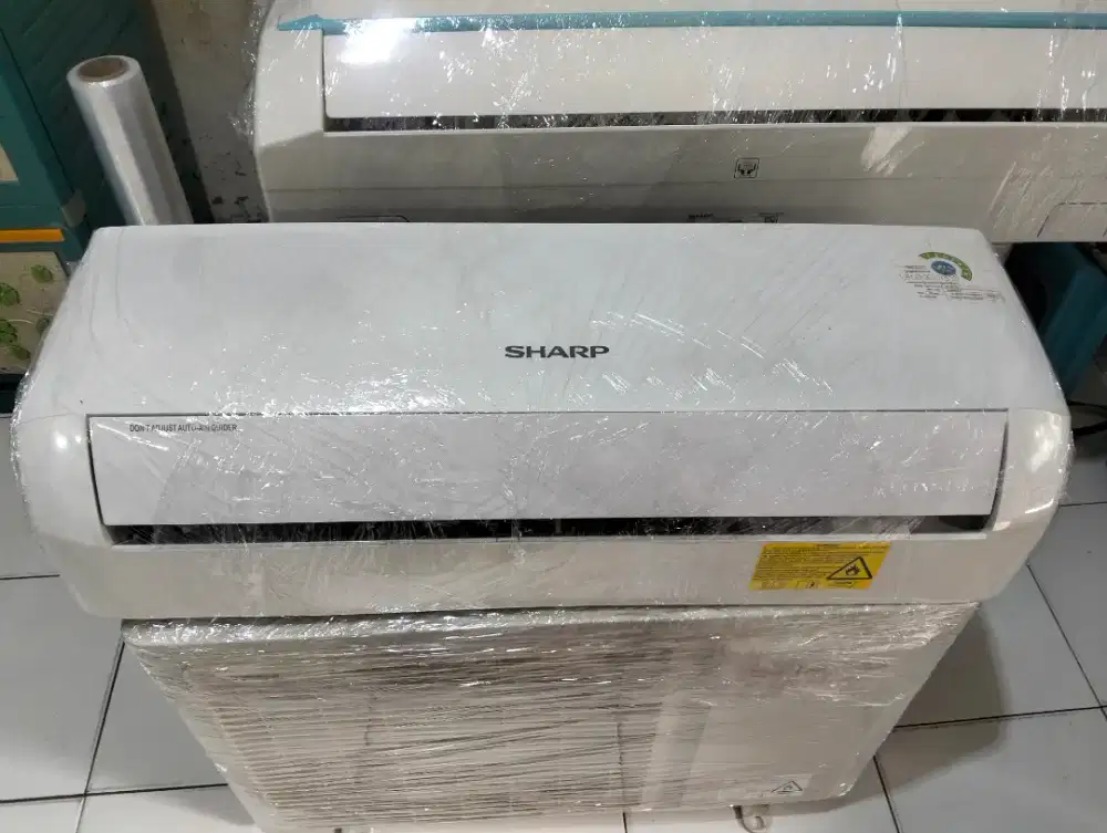 AC 1/2pk Sharp berkualitas, AC masih dingin