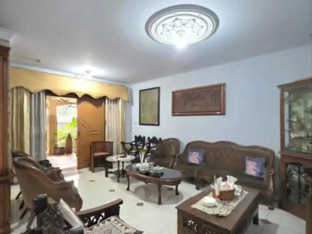 RUMAH HITUNG TANAH DI SENAYAN COCOK UNTUK RENOVASI & BANGUN HUNIAN MEWAH
