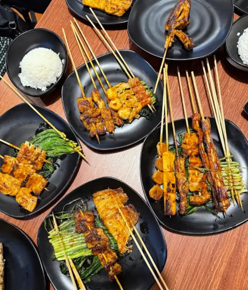 DIBUTUHKAN JURU.MASAK BERPENGALAMAN UNTUK RESTO BARU DI BANDUNG KOTA