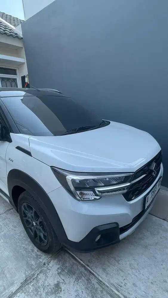 Jual XL7 Alpha Hybrid Putih 2024