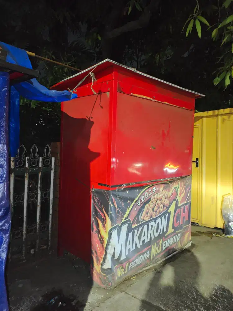 Dijual Booth Container Bahan plat besi, anti jebol.  Panjang 1,85m