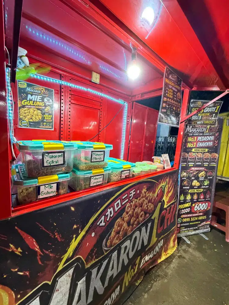 Dijual Booth Container Bahan plat besi, anti jebol.  Panjang 1,85m