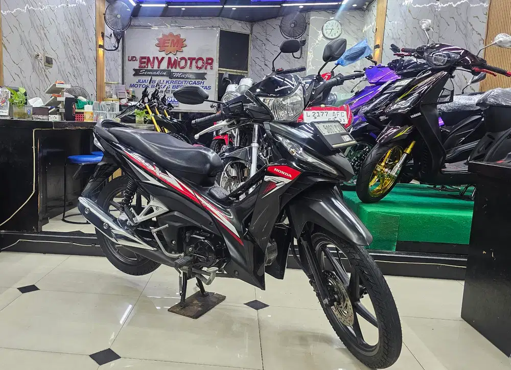 UD ENY MOTOR - Honda Revo X thn 2023 istimewa