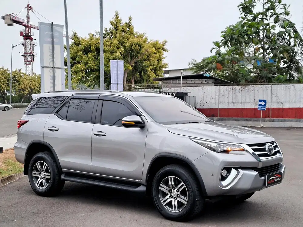 BEST DEAL Toyota Fortuner 2.4 G Diesel AT 2019 Fortuner 2019 Fortuner