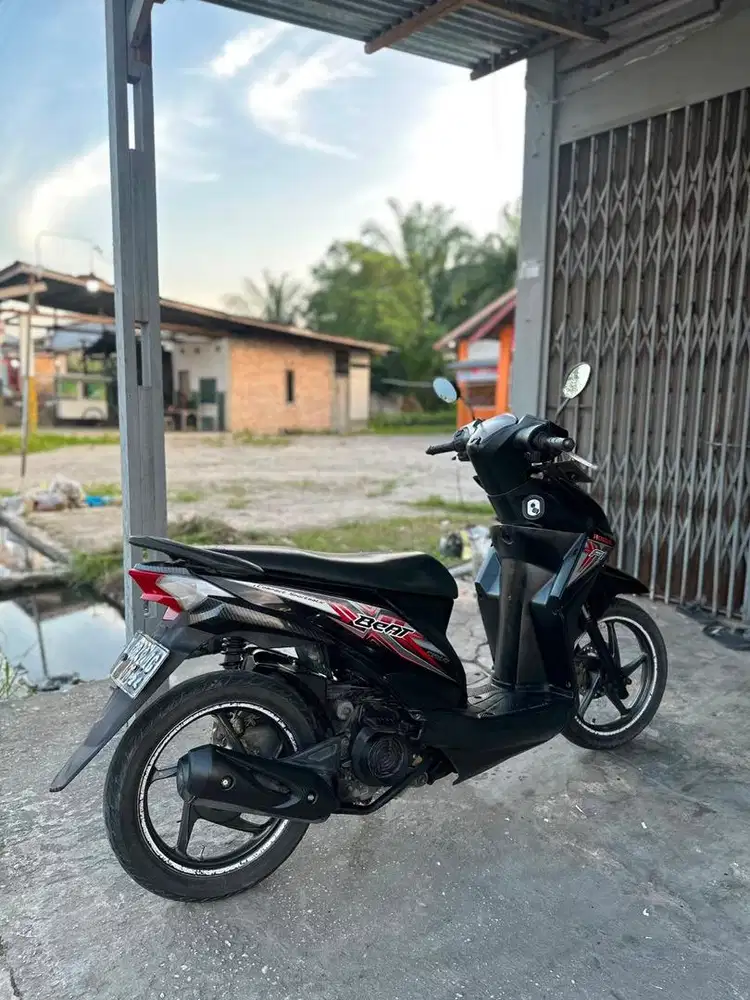 Jual beat FI 2014 ss lengkap mesin sehat baru servis, 8jt nepis