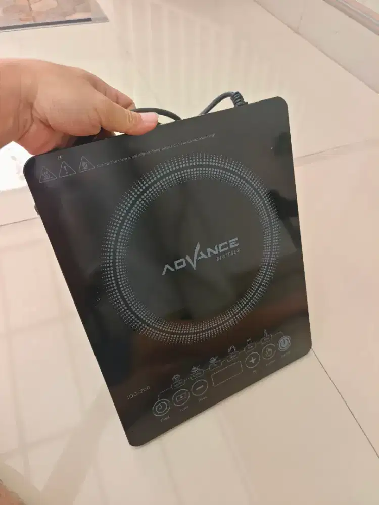 ADVANCE KOMPOR INDUKSI