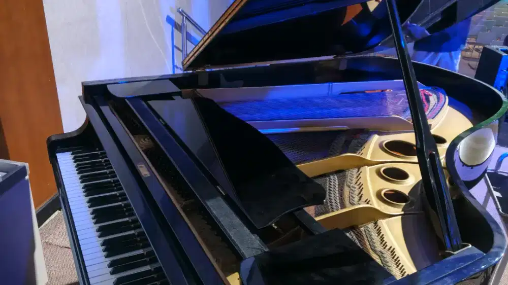 Grand Piano Yamaha G5