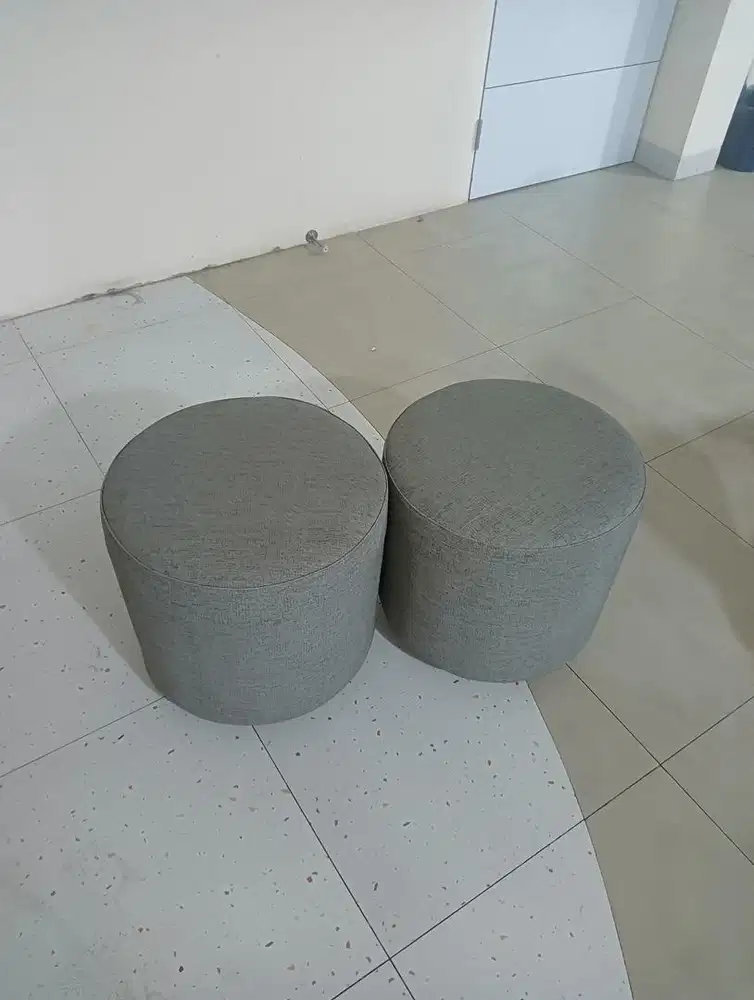 DIJUAL 4PCS OTTOMAN STOOL