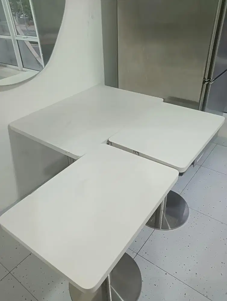 DIJUAL MEJA CAFE